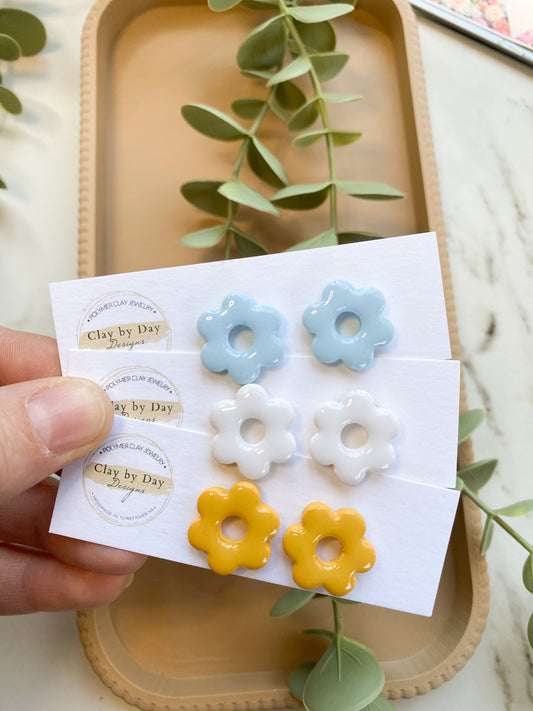 Daisy Stud Earrings