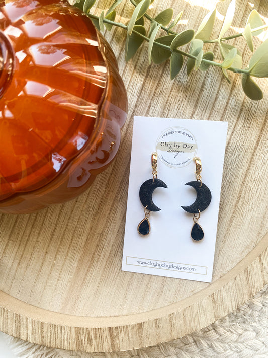 Moon with teardrop crystal