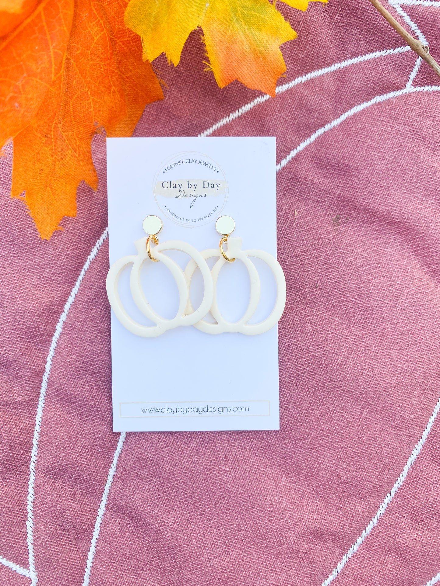 Ivory Pumpkin Dangle Earring