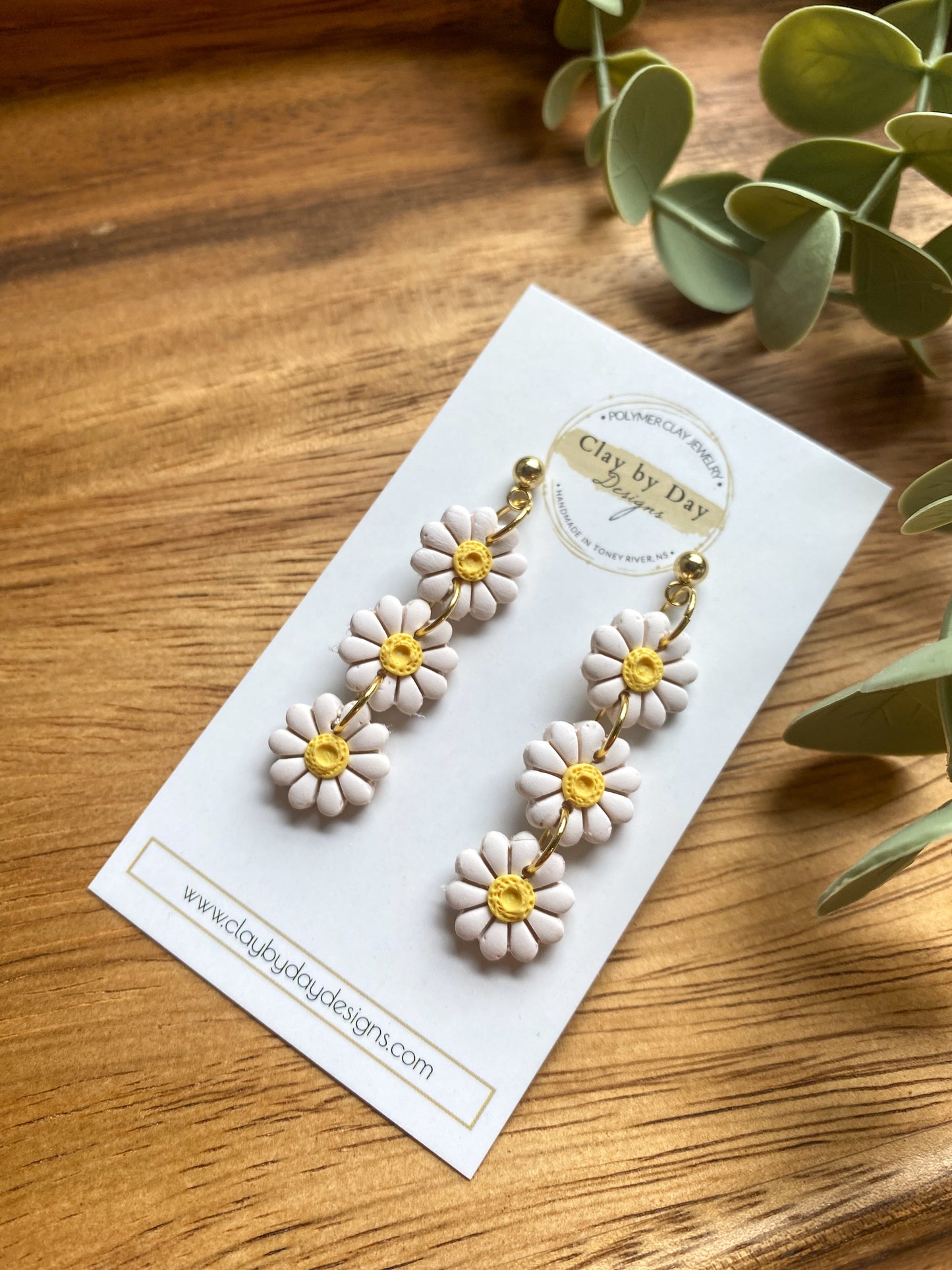 Daisy Dangle Trio
