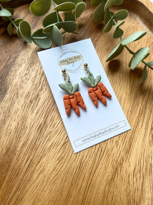 Carrot Dangle