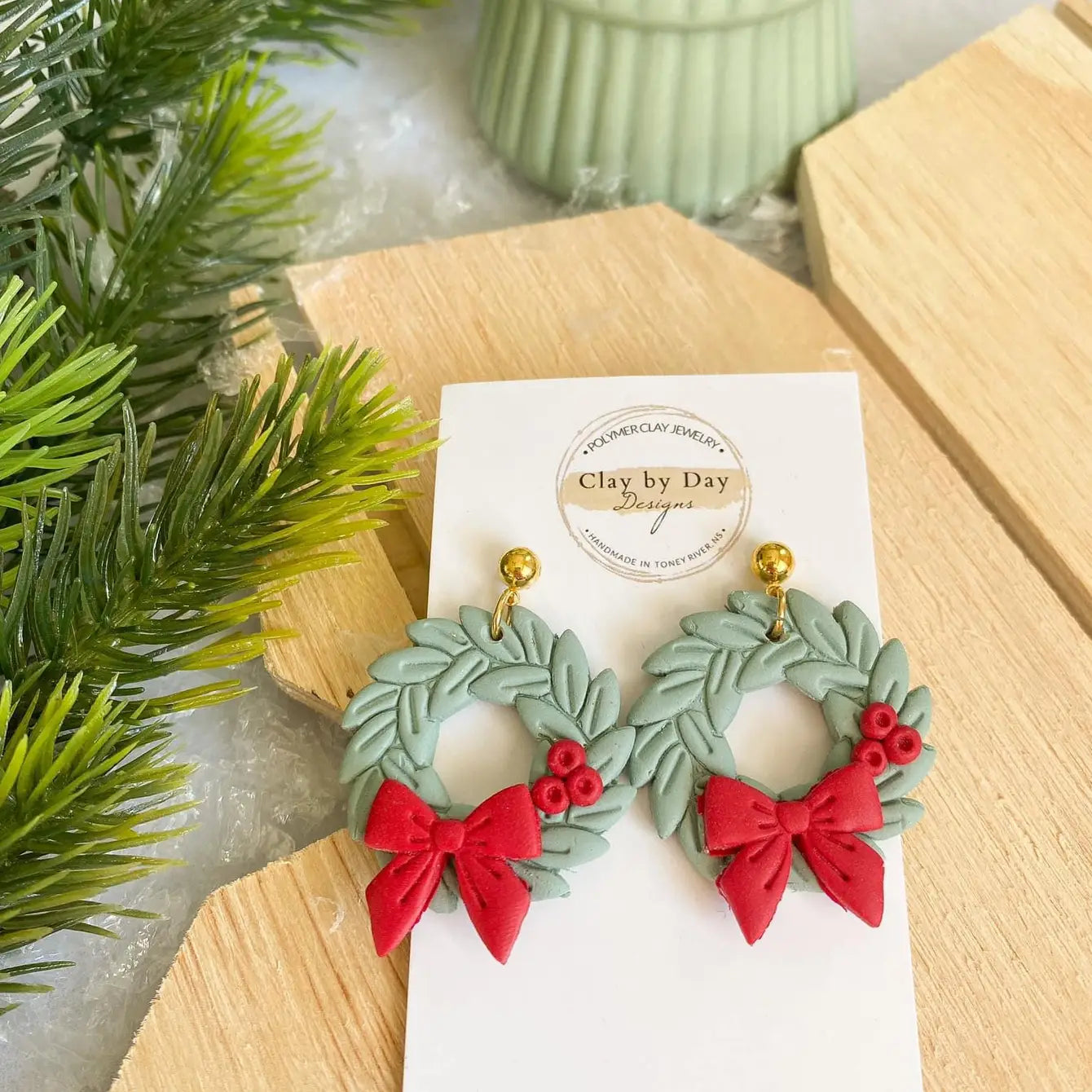 Wreath Dangle Earring