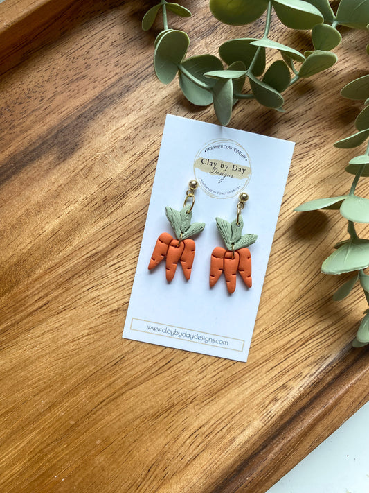 Carrot Dangle
